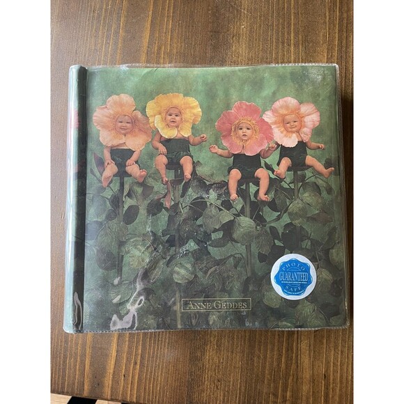 Anne Geddes Photo Album - Picture 1 of 4